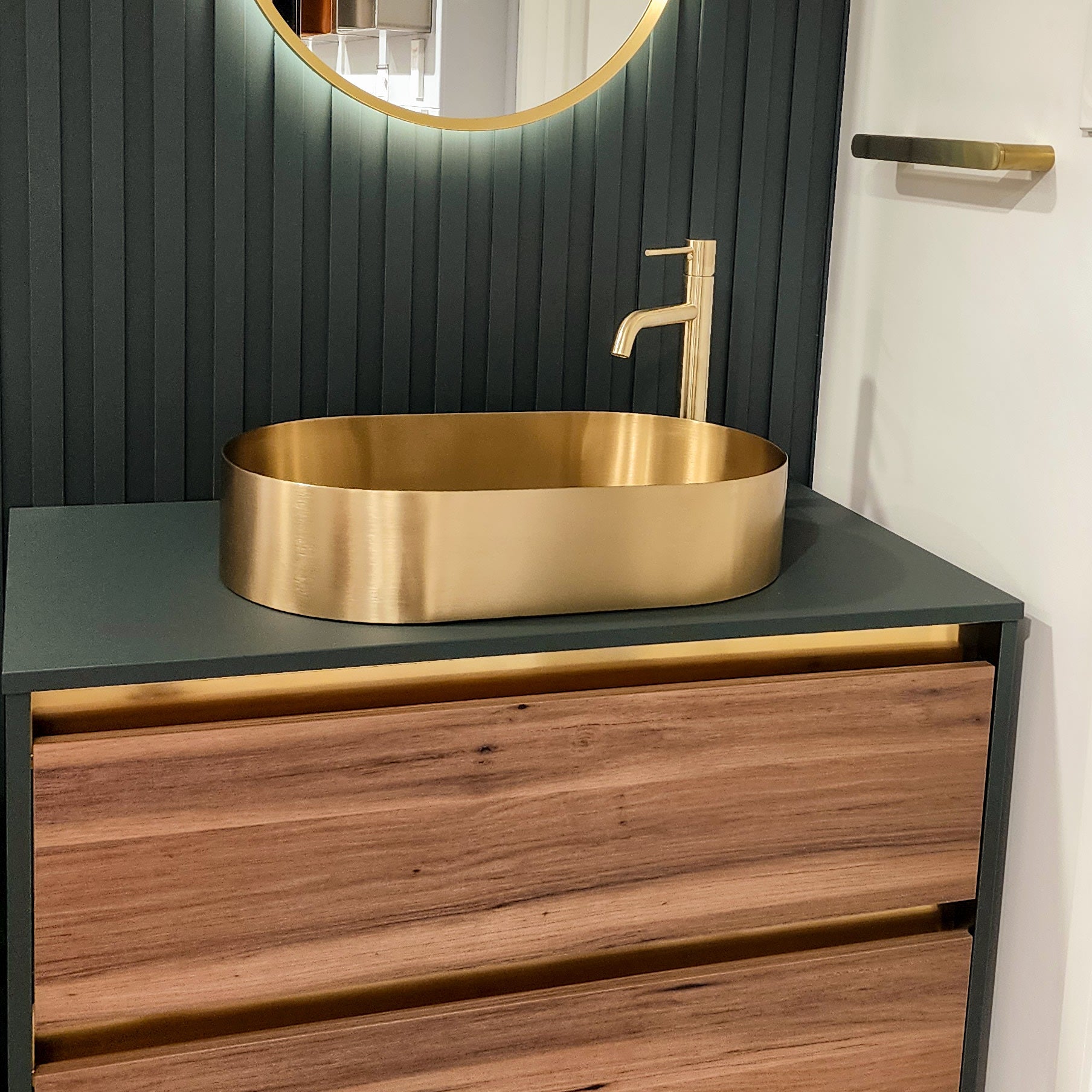 CODE FUSION OVAL 550 STAINLESS STEEL BASINS
