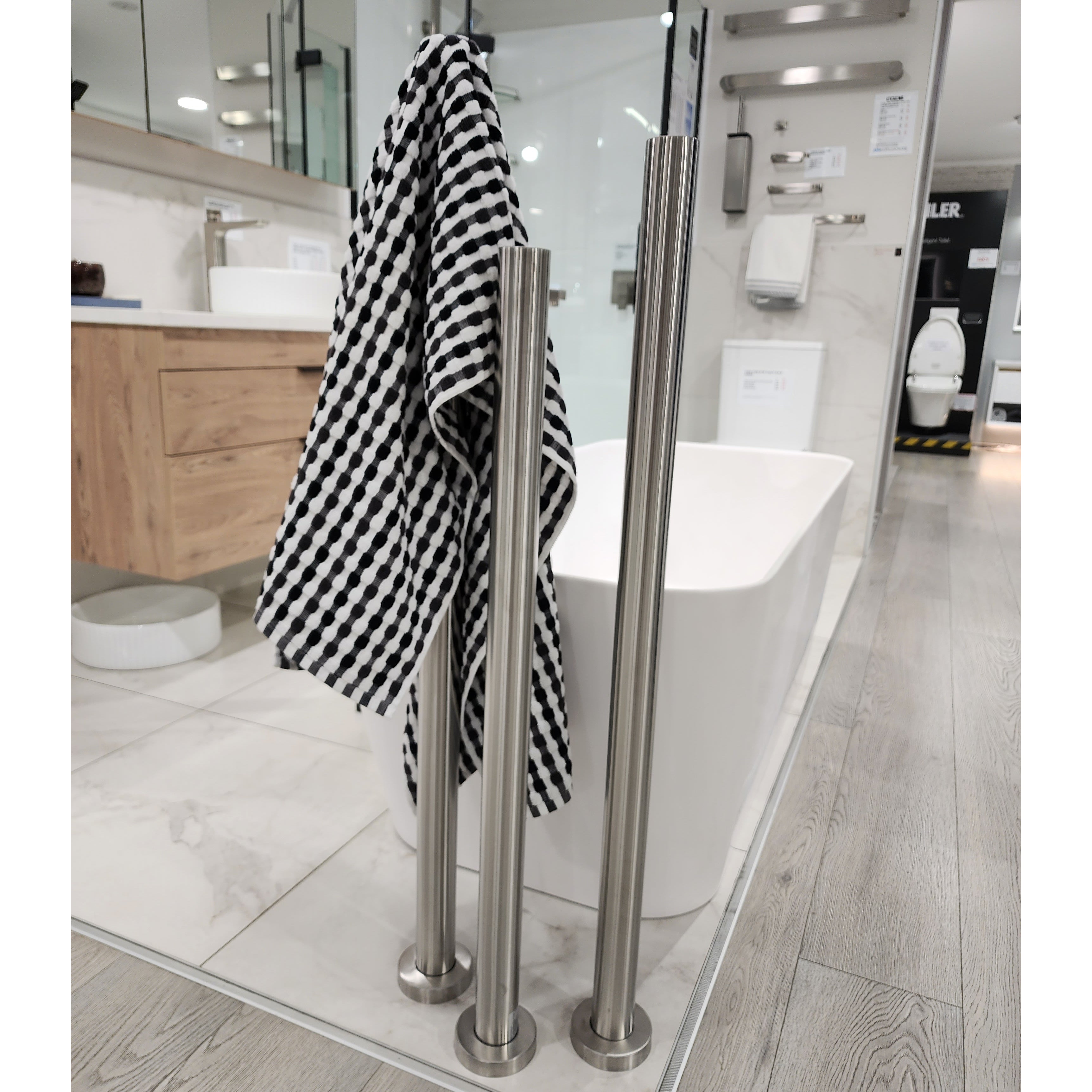 CODE PURE FREESTANDING HEATED TOWEL RAIL 1100MM - 7 COLOURS
