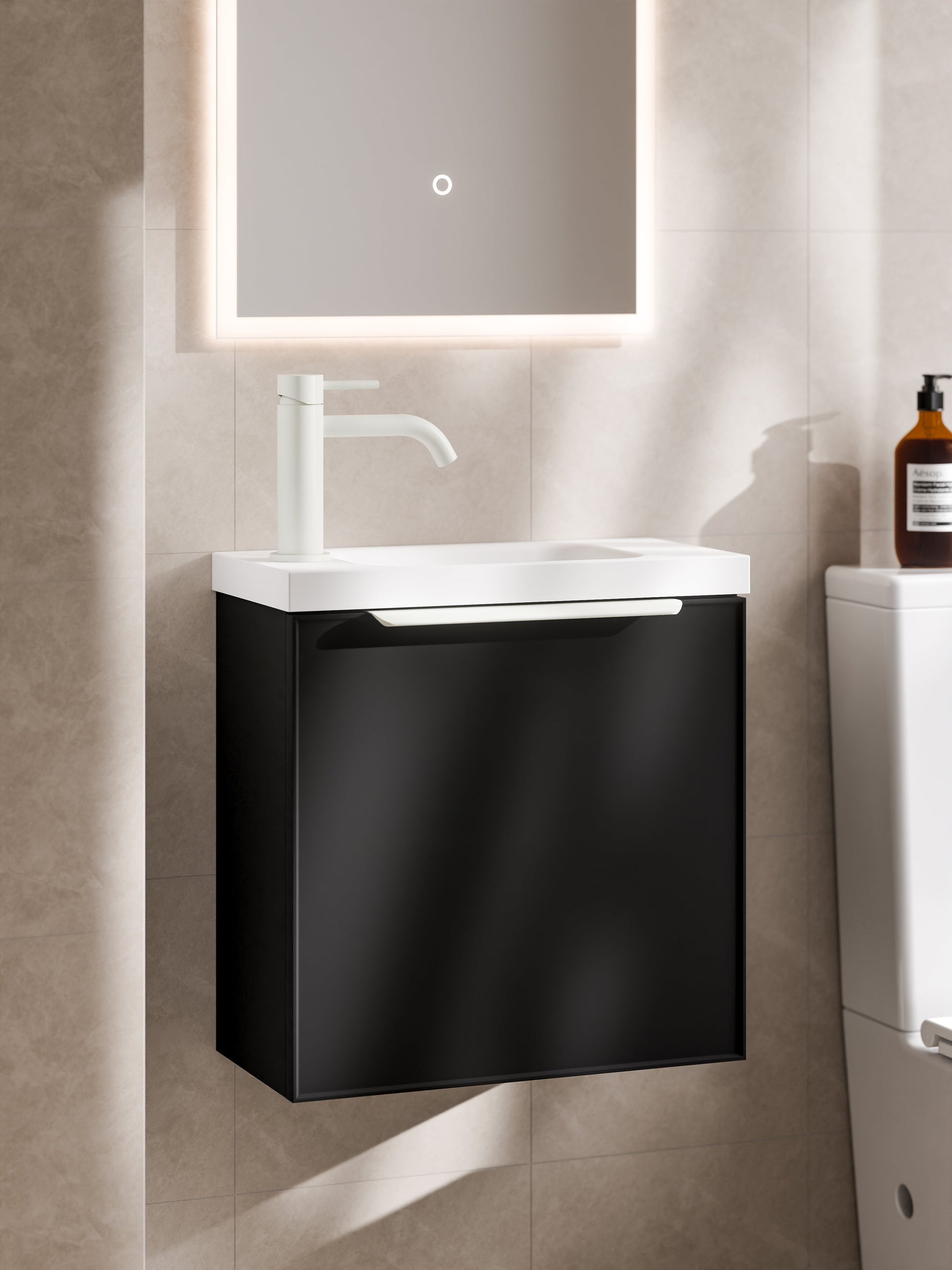 Lineare 450 Vanity | Axel Front