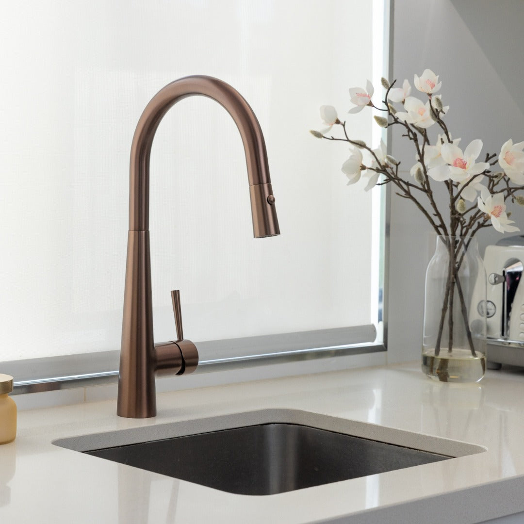 GREENS GALIANO PULLOUT SINK MIXER RANGE