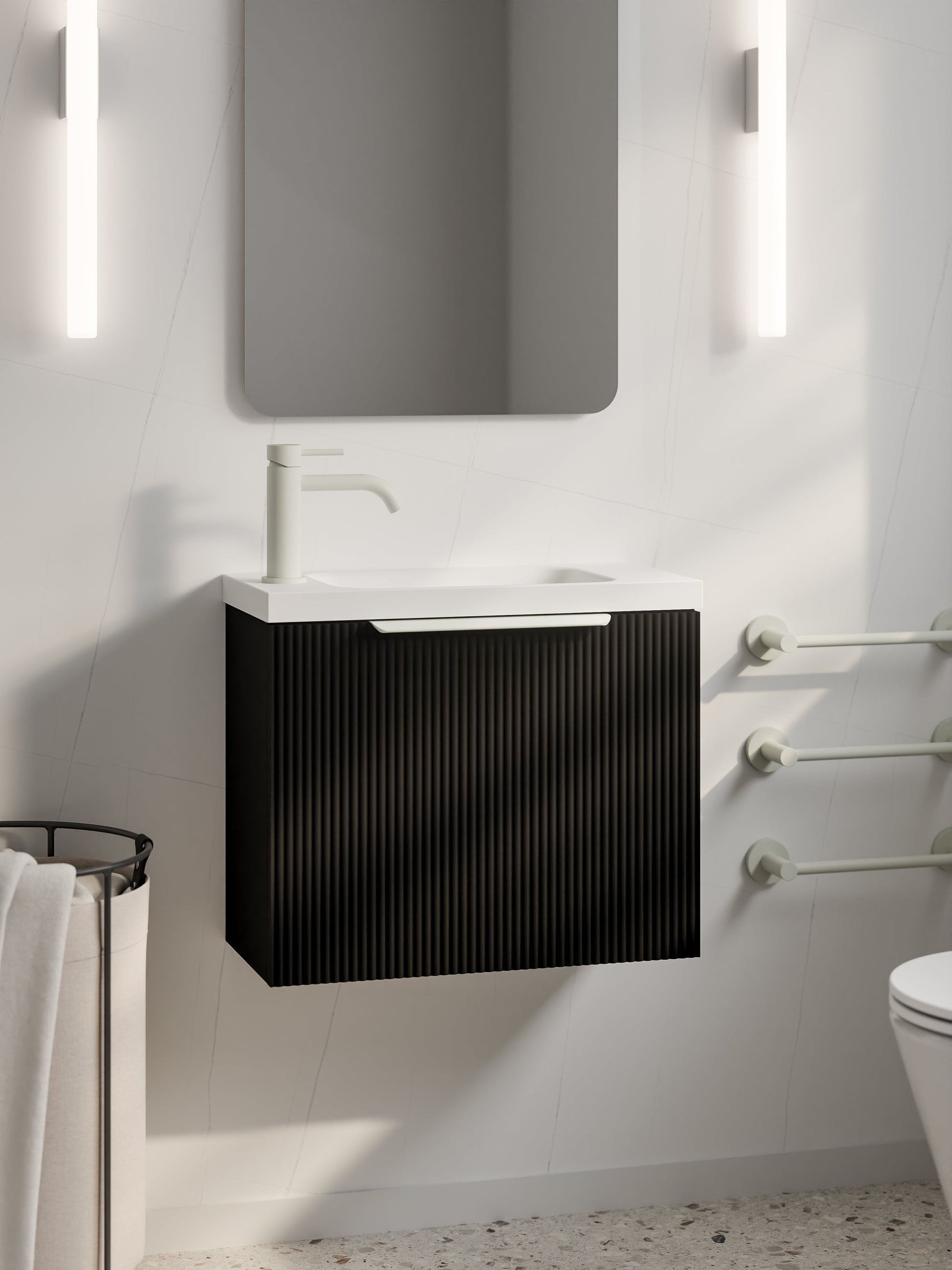 Lineare 550 Vanity | Pillar Front
