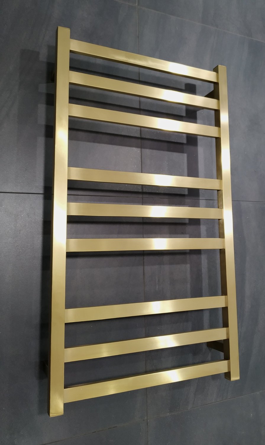 CODE SQUARE HEATED TOWEL LADDERS 900X650MM
