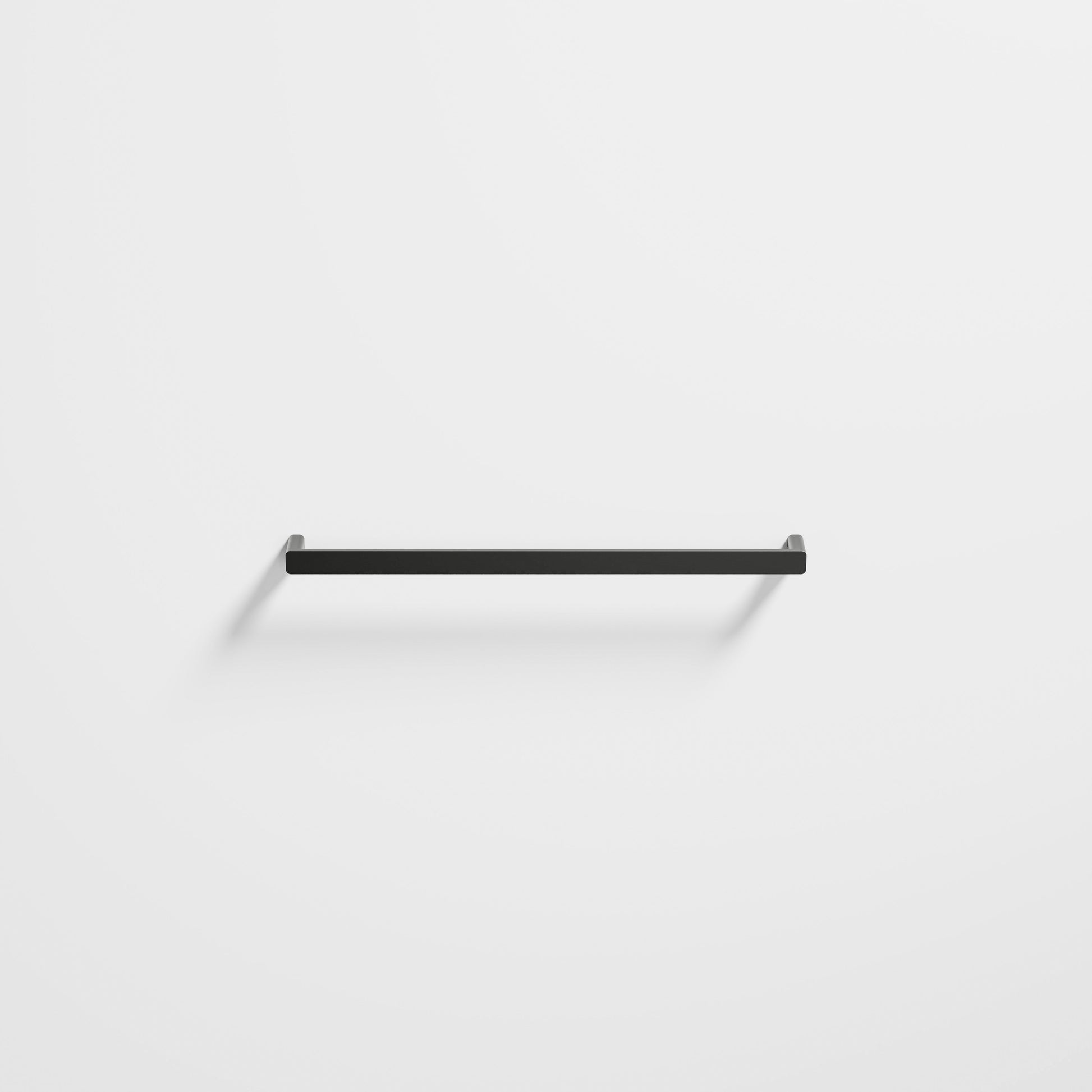 Lineare 825 Horizontal Heated Towel Rail