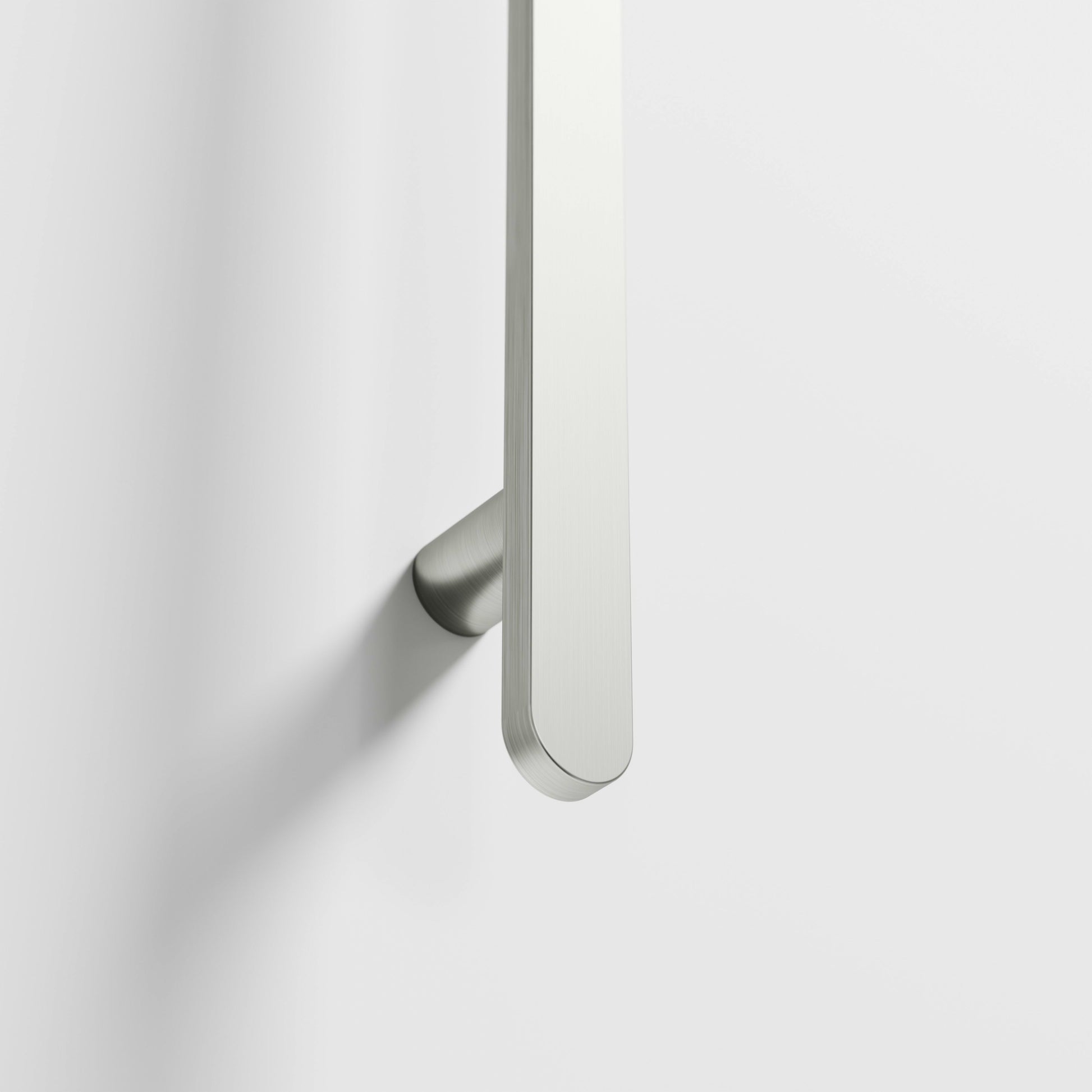 Code Lineare 850 Vertical Heated Towel Rail