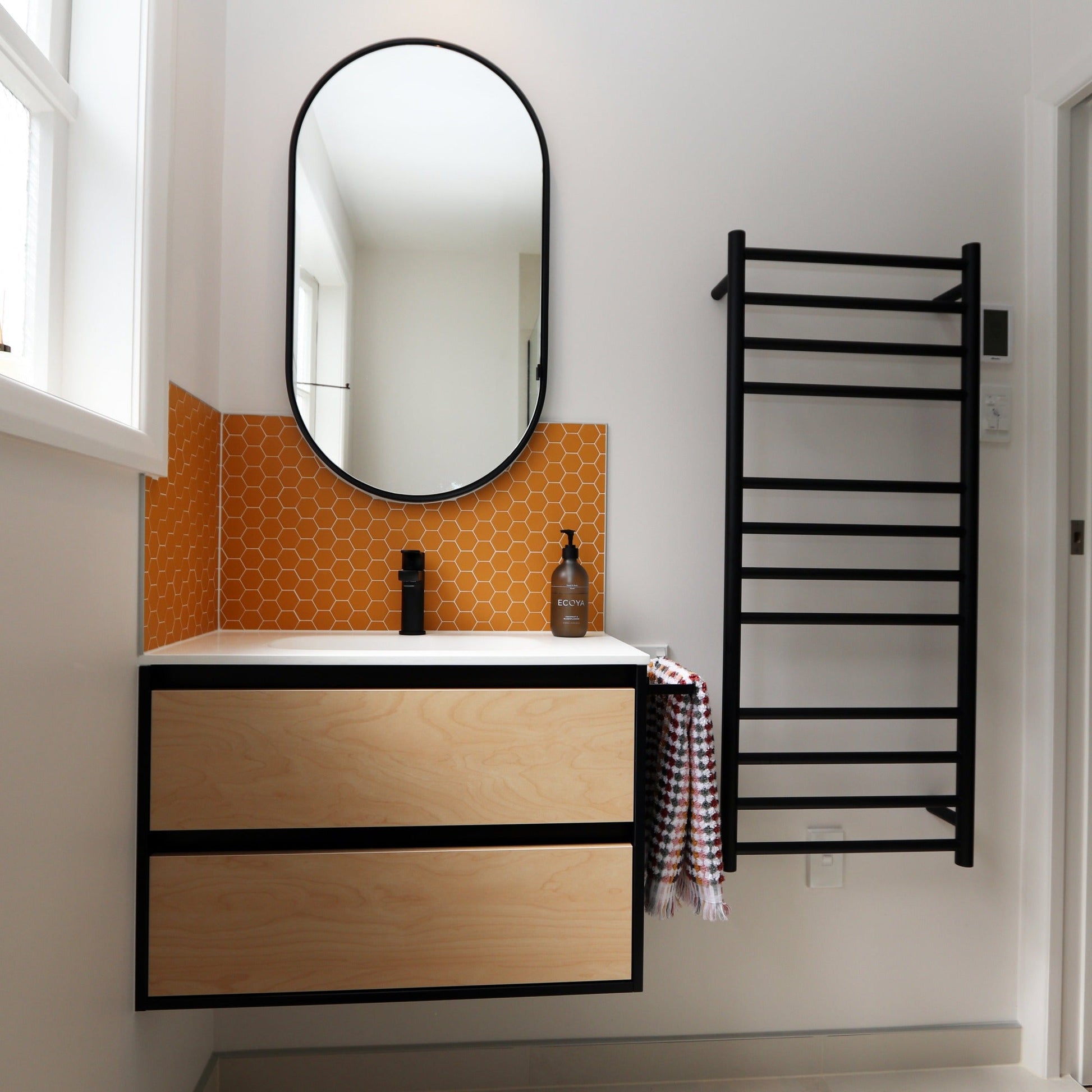 CODE ROUND HEATED TOWEL LADDERS 1200X500MM - 7 COLOURS