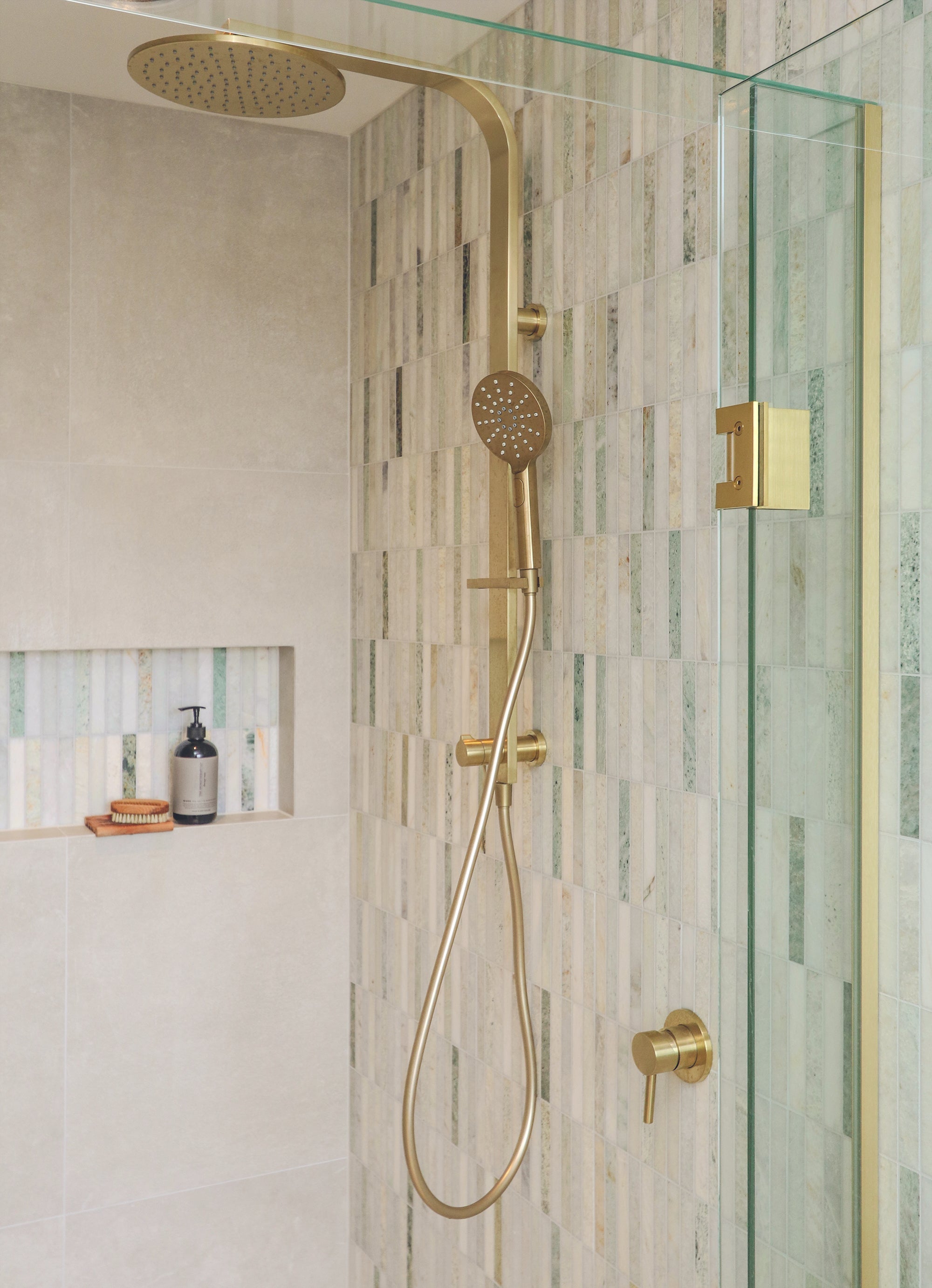 CODE PURE ROUND SHOWER COLUMN 3 FUNCTION