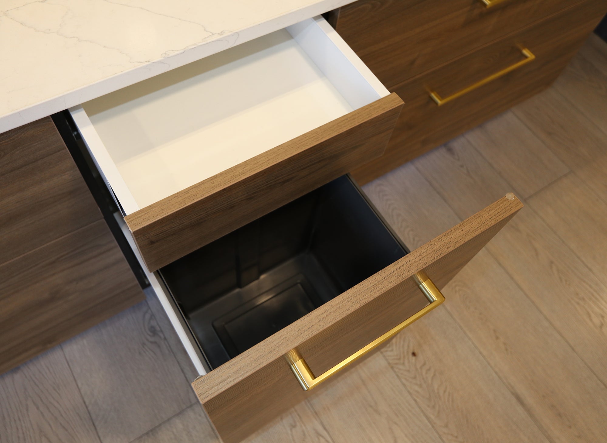 ASHTON MONTANA 4 DRAWER VANITY WITH STONETOP RANGE - 4 COLOURS