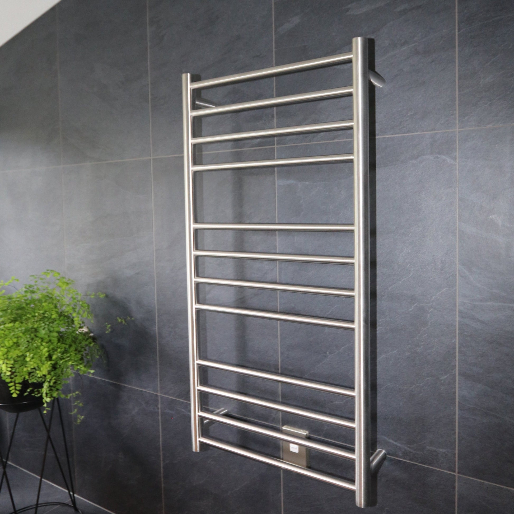 CODE ROUND HEATED TOWEL LADDER 1200X650MM - 6 COLOURS