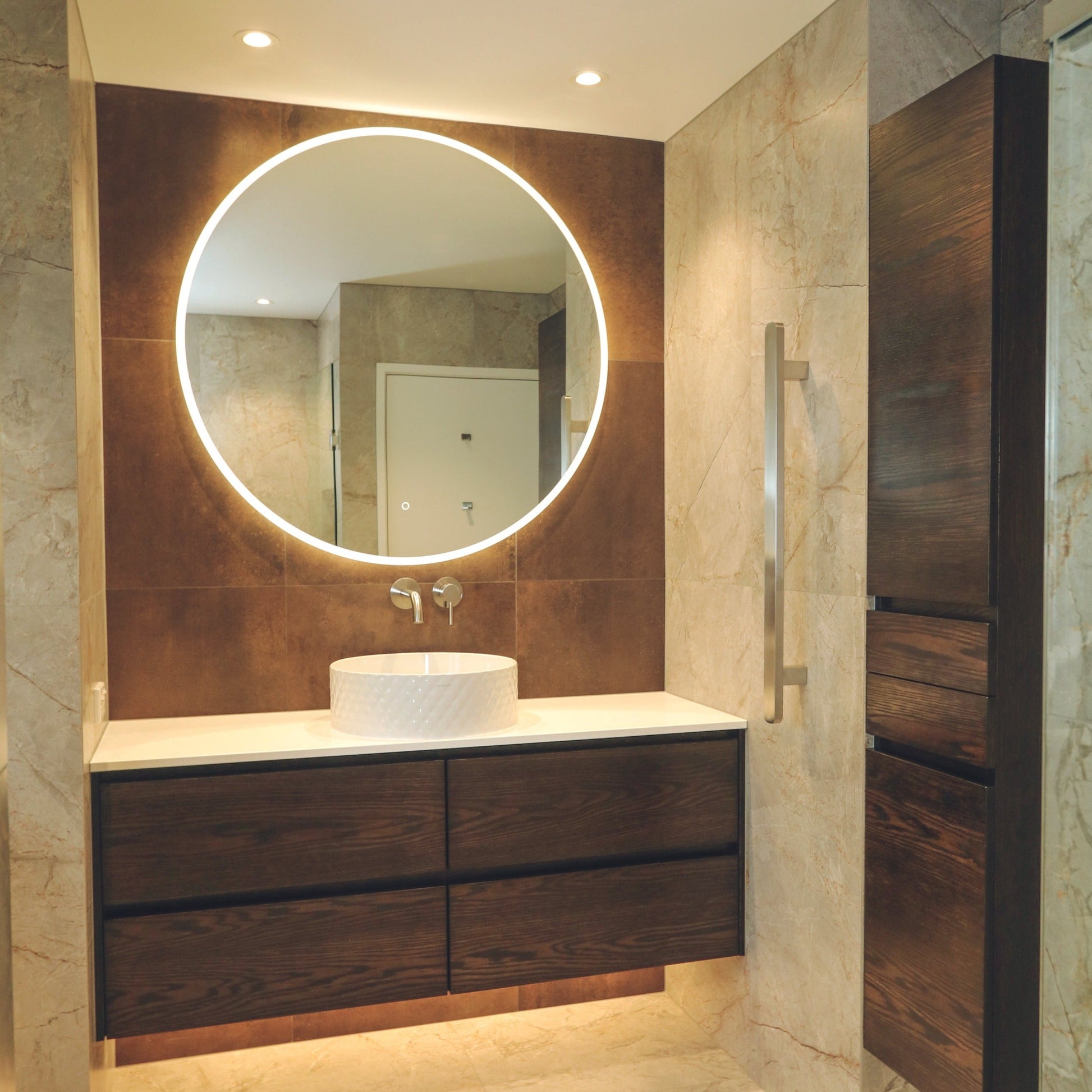 CODE SOLACE ROUND LED MIRROR RANGE