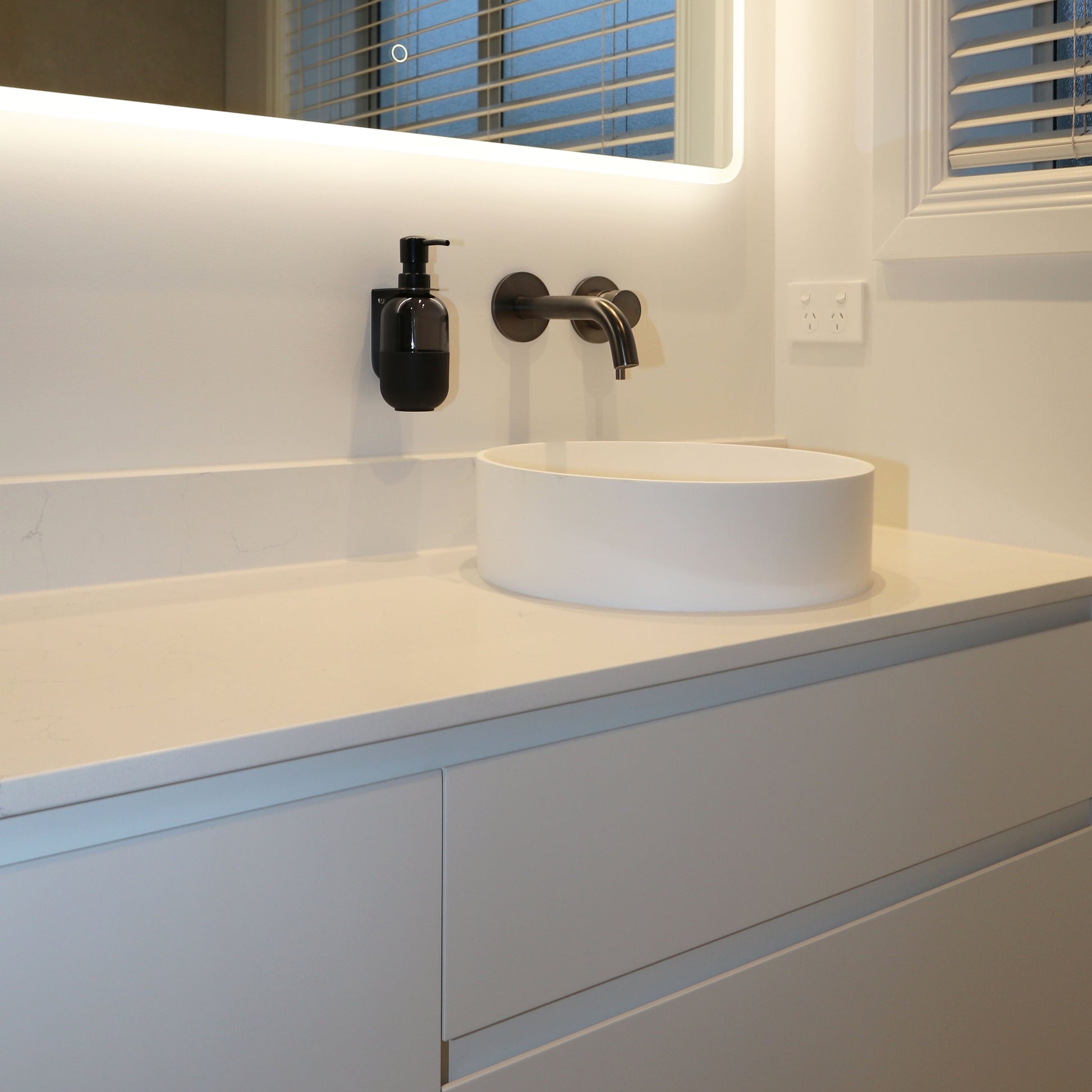 CODE HALO 380 VILLASTONE BASIN RANGE