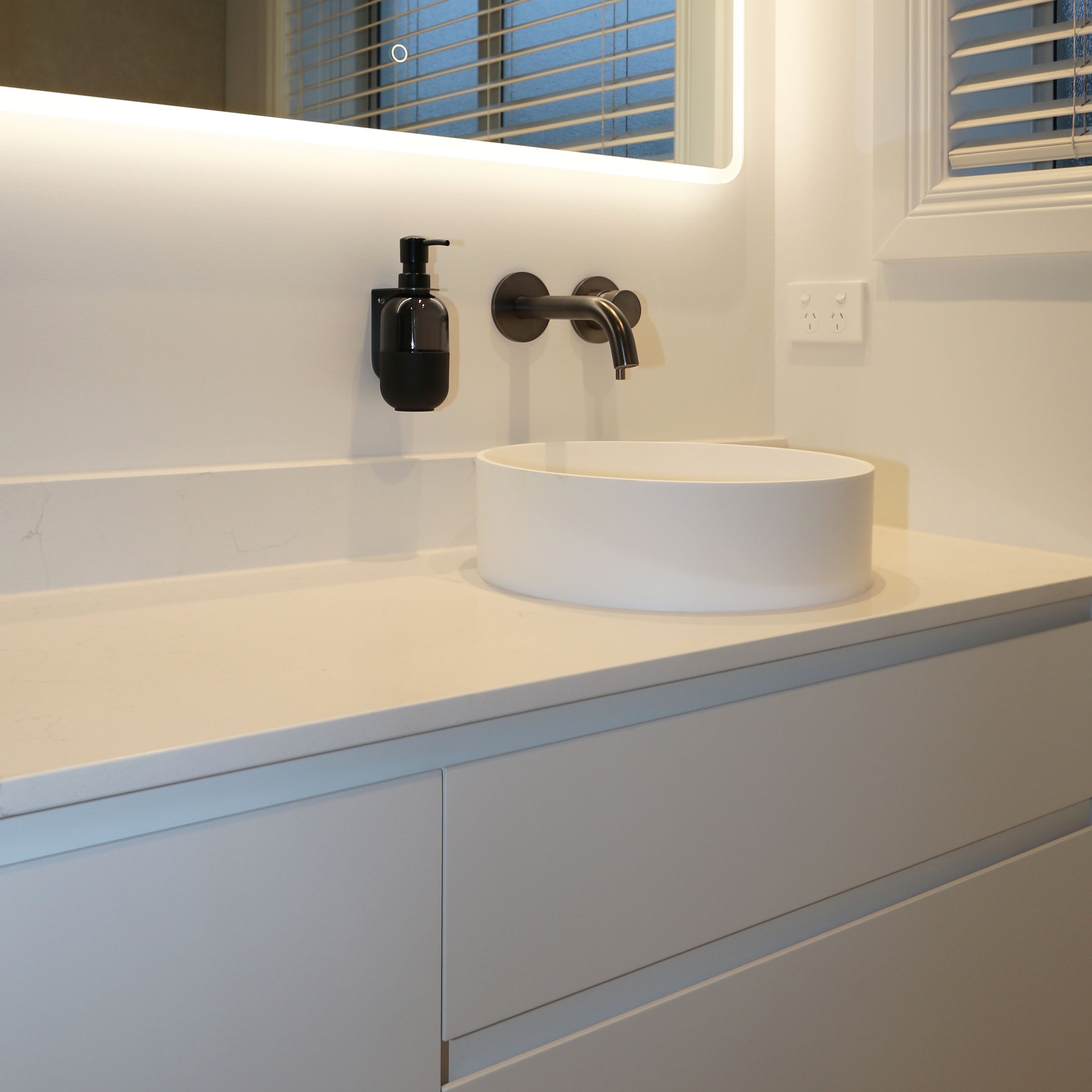 CODE HALO 380 VILLASTONE BASIN RANGE
