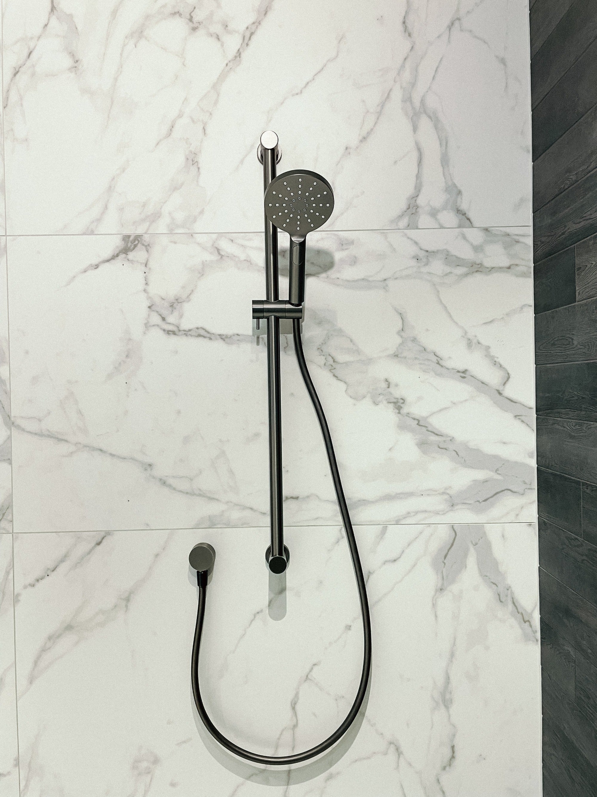 CODE NATURE ROUND SLIDE SHOWER