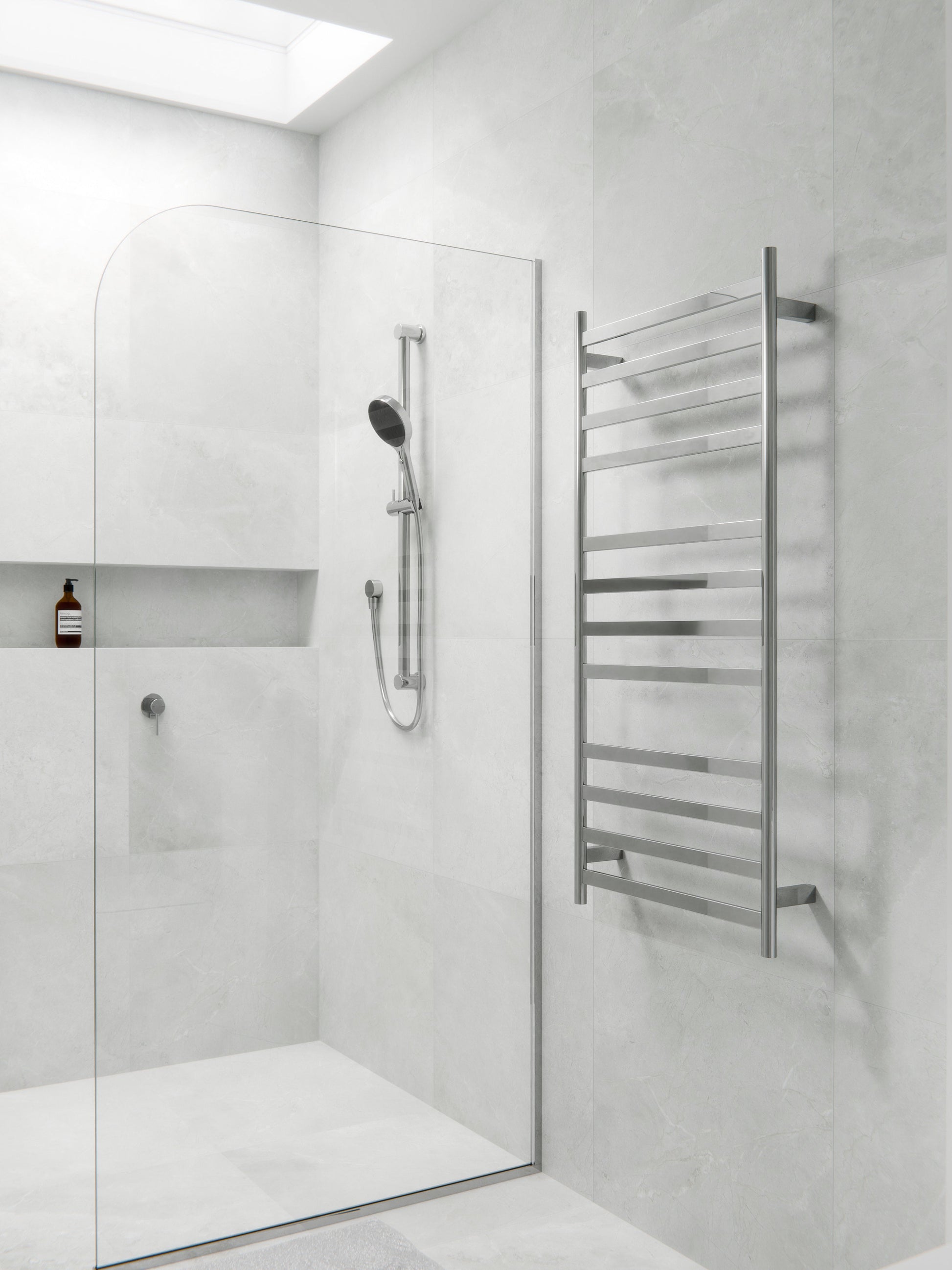 Code Lineare Heated Towel Ladder 1200 x 500mm