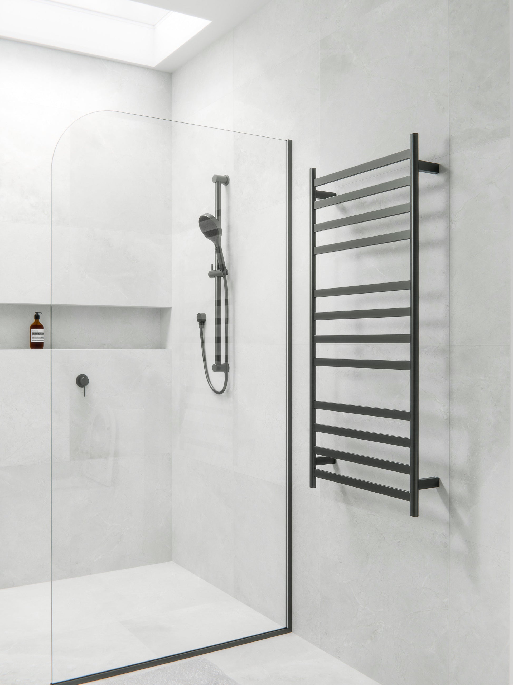Code Lineare Heated Towel Ladder 1200 x 500mm
