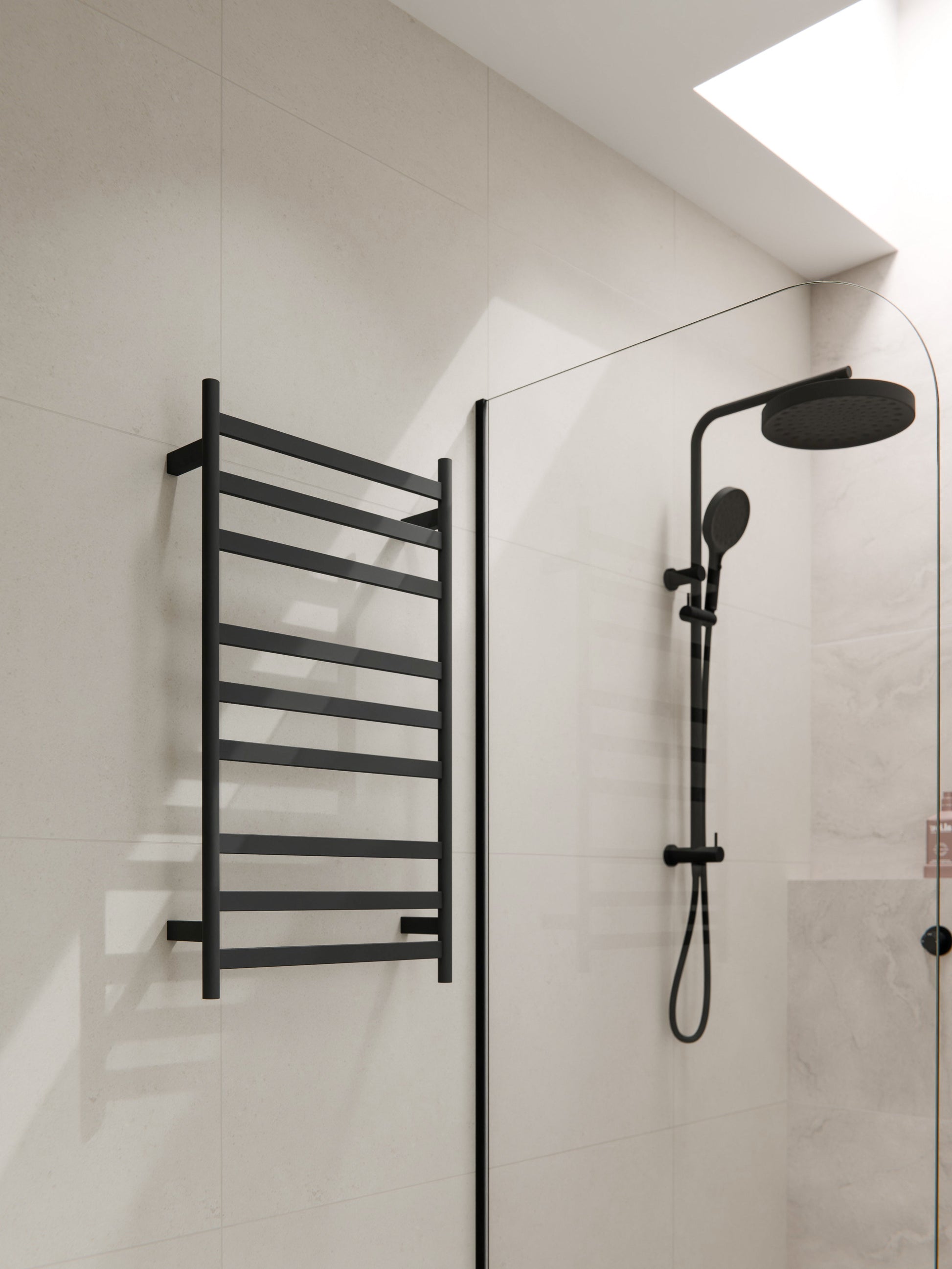 Code Lineare Heated Towel Ladder 900 x 500mm