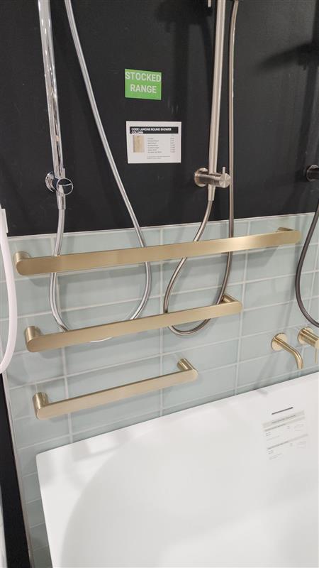 CODE FLOW 490 HEATED TOWEL RAIL RANGE