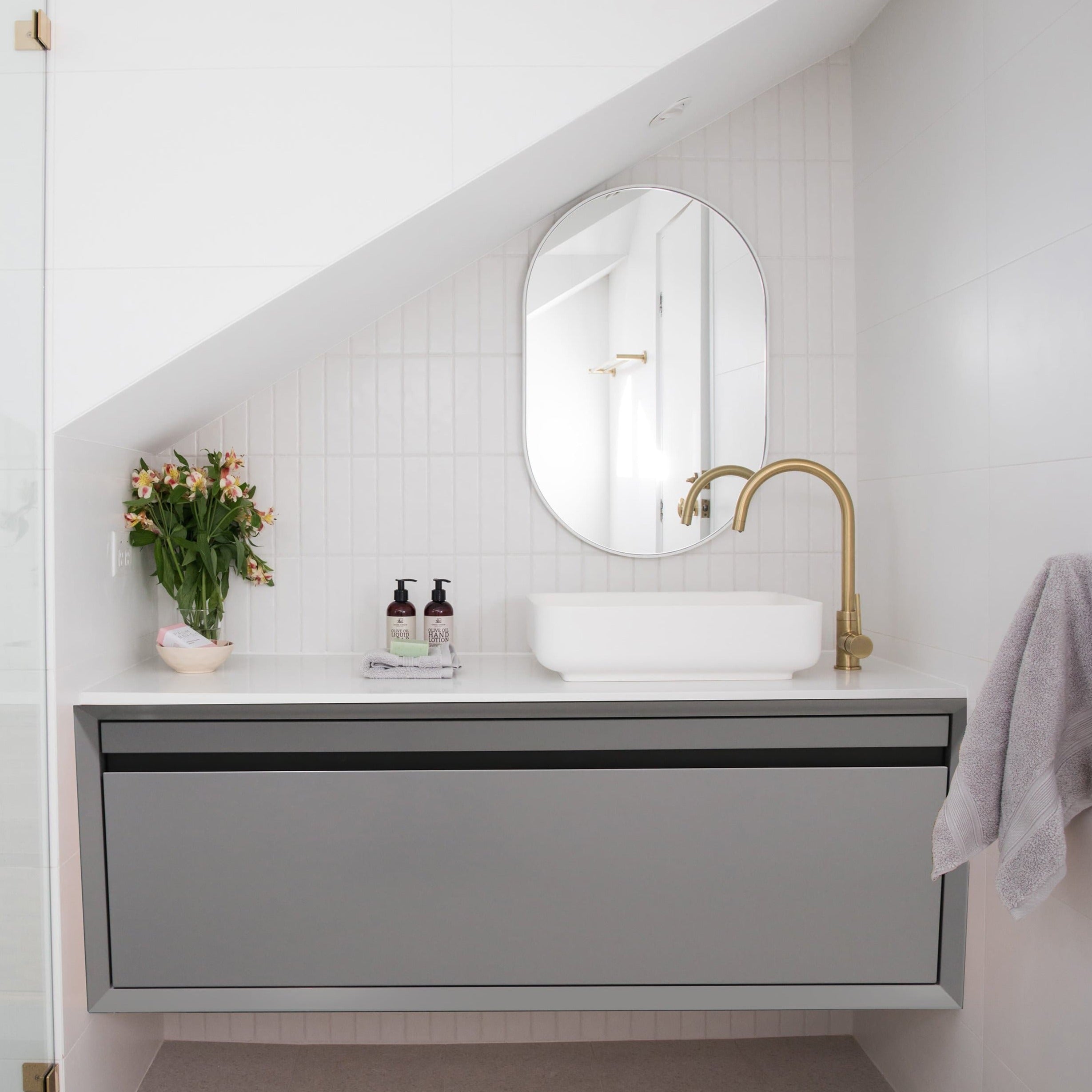 ASHTON EDGE SINGLE DRAWER VANITIES - 5 SIZES