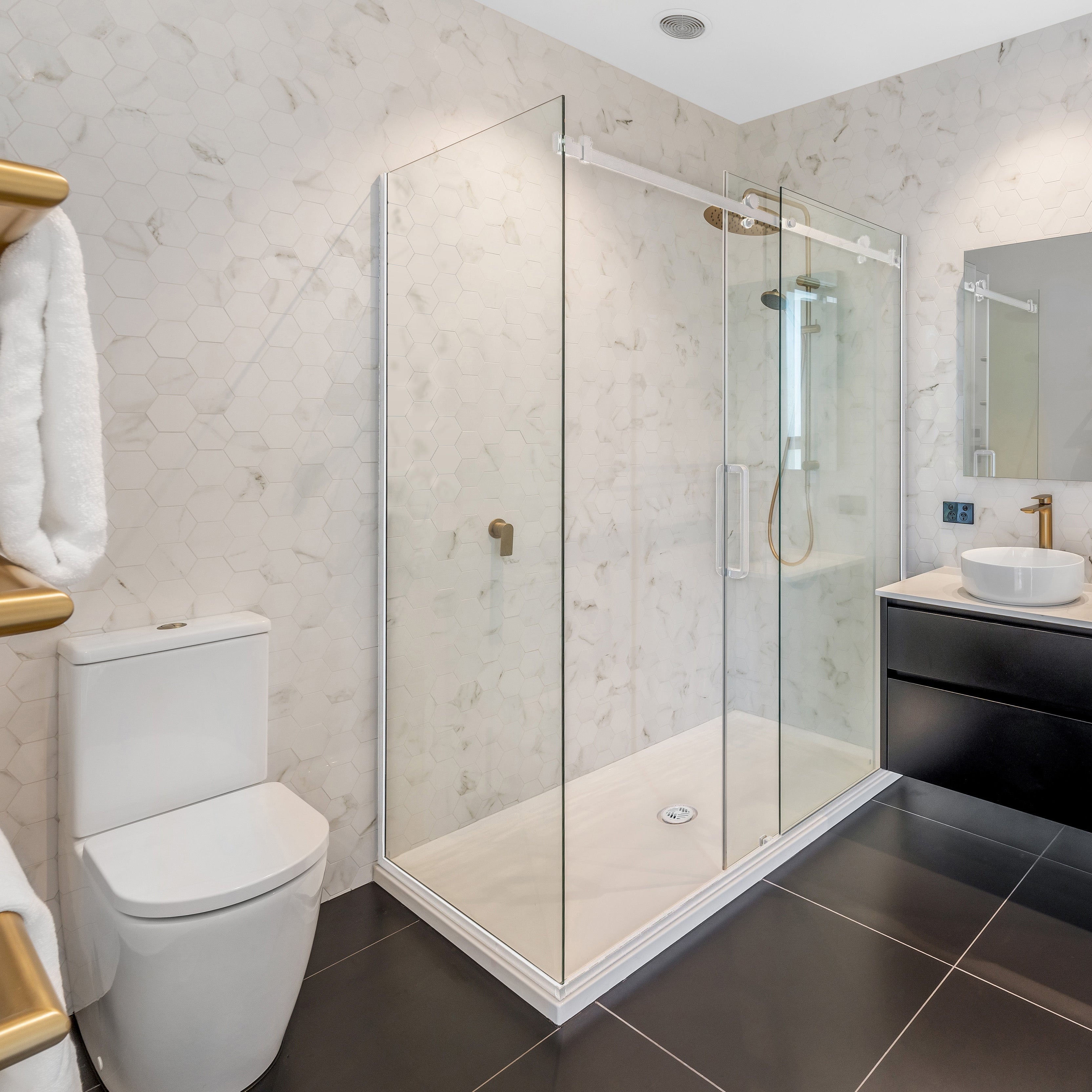 ELITE LUXURY 2 SIDED TILED CENTRE WASTE FRAMELESS SLIDING SHOWER KIT - 2 COLOURS