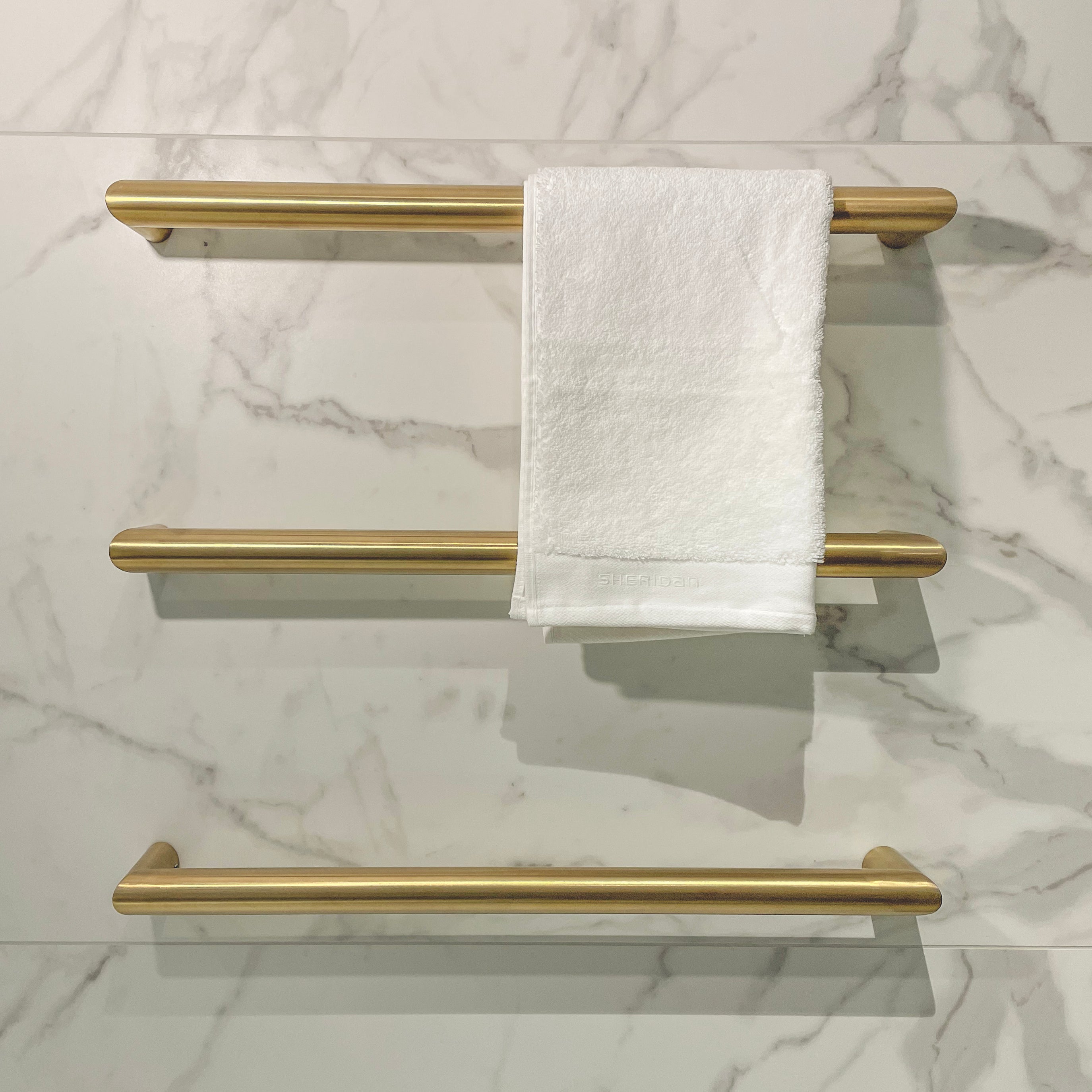CODE ARC 482MM ROUND HEATED TOWEL RAILS - 8 COLOURS