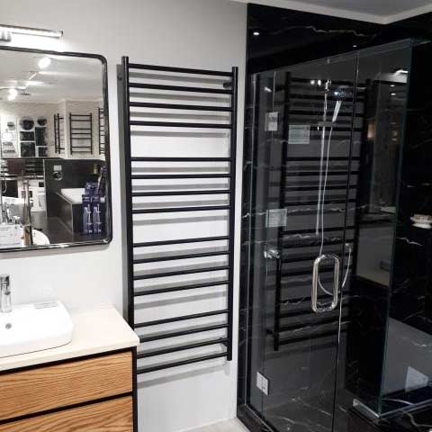 CODE ROUND HEATED TOWEL LADDER 1600X600MM - 2 COLOURS